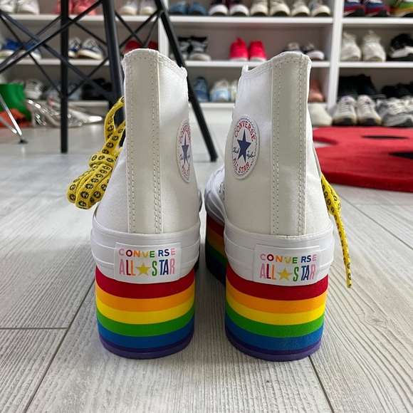 Miley Cyrus X Converse Pride Chuck Taylor All Star Platform High - Picture 5 of 9